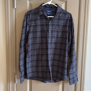 Men’s medium Apt9 slim fit soft touch flannel